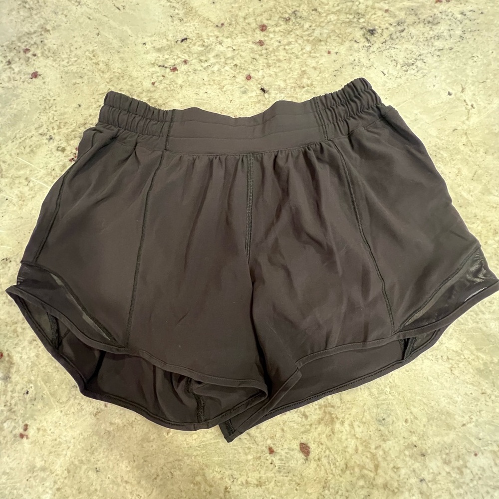 Lululemon Hotty Hot Low Rise 4” Tall
